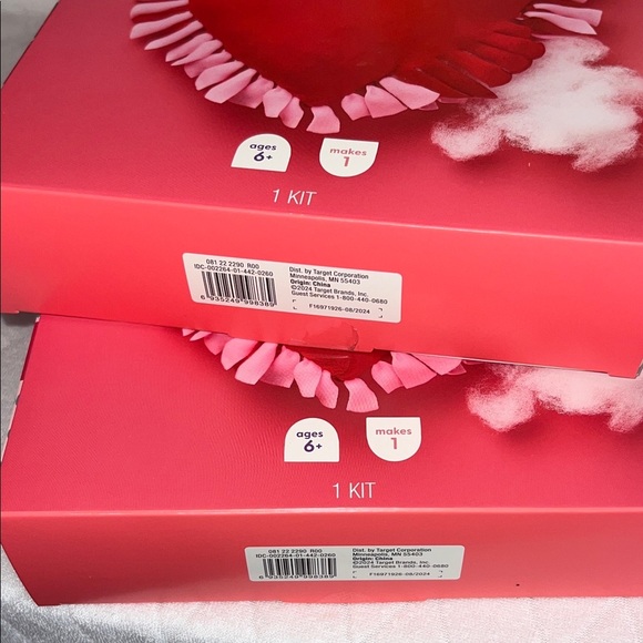 2 KITS Mondo Llama Heartfelt Red Pillow Craft Kit (2 kits) - Picture 5 of 5